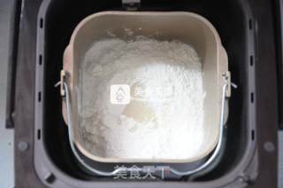 小熊面包的做法步骤：1