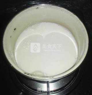 丝袜奶茶（无淡奶油版）的做法步骤：2