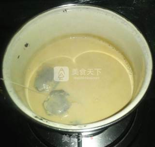丝袜奶茶（无淡奶油版）的做法步骤：4