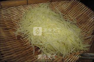 牛肉土豆饼的做法步骤：2