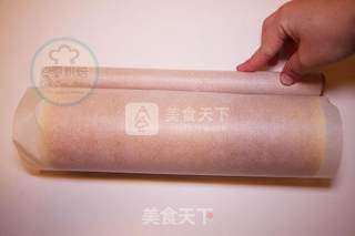 火龙果奶油蛋糕卷的做法步骤：15