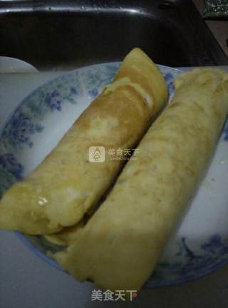 马蹄肉蛋卷的做法步骤：9