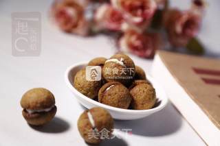 抹茶白巧克力夹心球饼干的做法步骤：11