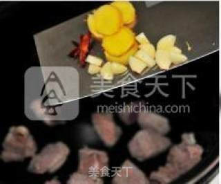 番茄炖牛腩——优康韩式料理的做法步骤：2