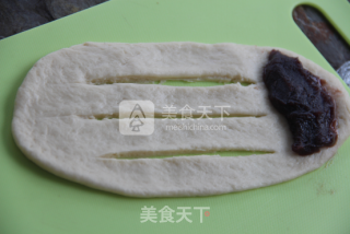 红豆面包卷的做法步骤：6