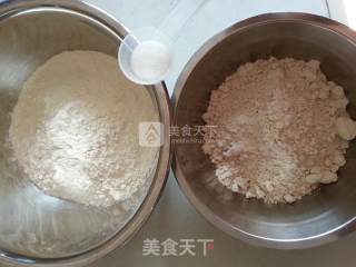 手擀莜面面条的做法步骤：1