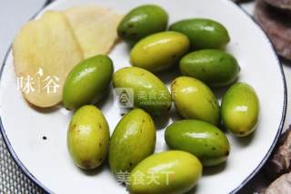 青橄榄猪肺汤的做法步骤：4
