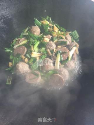 下饭菜--白辣椒炒肉丸的做法步骤：6