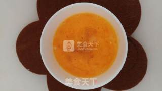 葱花炒鸡蛋的做法步骤：1