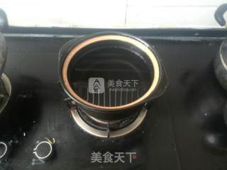 肉丸鸡蛋汤的做法步骤：2