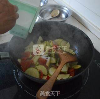 素炒西葫芦的做法步骤：6