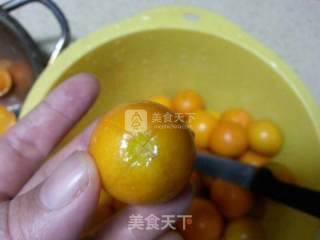 润肺金桔蜜饯的做法步骤：2