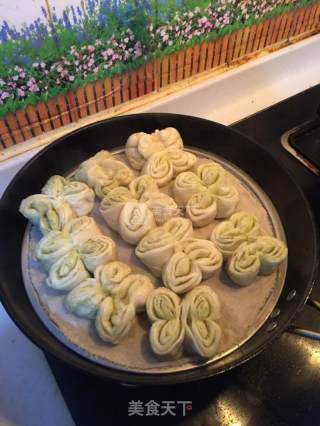 清香苦豆花卷的做法步骤：12