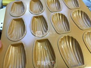 百香果玛德琳蛋糕的做法步骤：10