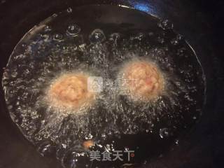 红烧狮子头的做法步骤：6