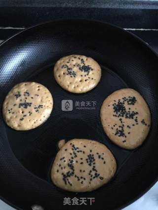 杂粮鸡蛋饼的做法步骤：2