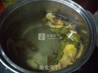 鸡爪酸辣汤的做法步骤：2