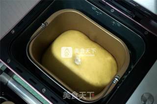 蛋黄面包的做法步骤：4
