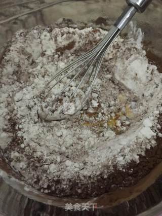 巧克力芒果千层的做法步骤：3