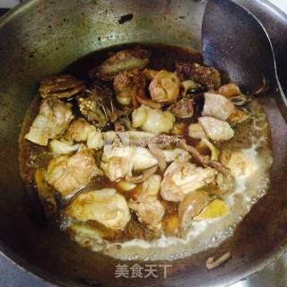 家常小鸡炖蘑菇的做法步骤：7