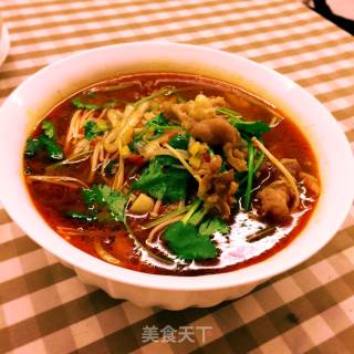 金针菇肥牛汤的做法步骤：5