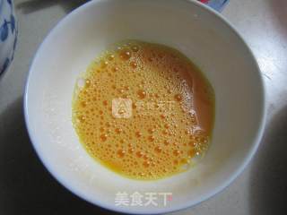 五彩粉丝的做法步骤：1