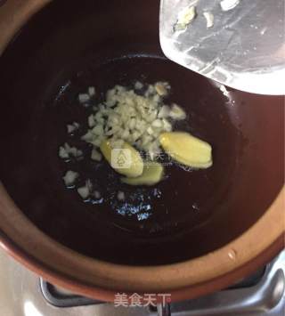 大料焖猪脚的做法步骤：2