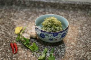 凉拌海带丝的做法步骤：1