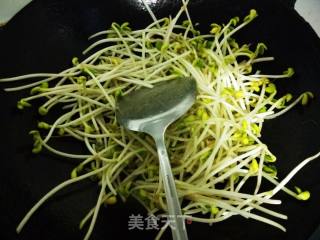 酸菜泥鳅煲的做法步骤：3