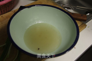 麻辣小风爪呀 这口辣味 简直了！！的做法步骤：4