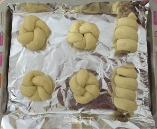 自制香肠热狗面包的做法步骤：3