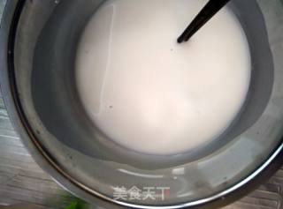 家常酸辣凉粉（土豆粉）的做法步骤：2