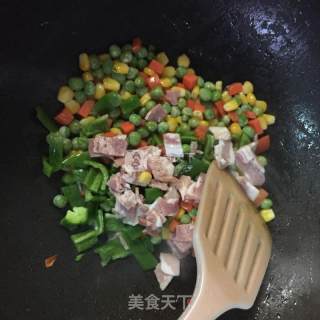 培根虾仁芝士焗饭的做法步骤：6