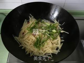 清炒土豆丝的做法步骤：8