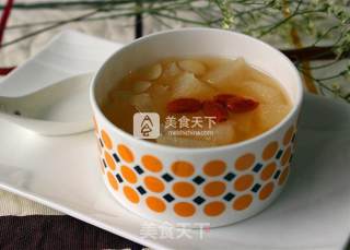 甜杏仁枸杞蒸梨的做法步骤：9