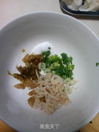 韭菜猪肉馄饨的做法步骤：9