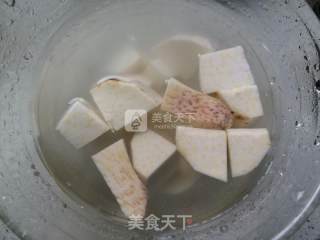 茶树菇芋艿老鸭汤的做法步骤：2