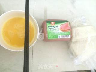 煎面包片的做法步骤：1