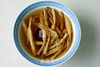 牛肉蛋花粥的做法步骤：1