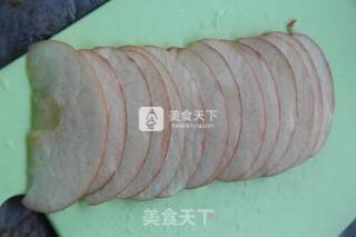 苹果玫瑰花的做法步骤：1
