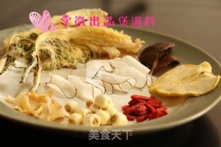 霸王花海底椰清心汤的做法步骤：1