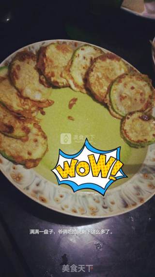 鸡蛋煎西葫芦饼的做法步骤：6