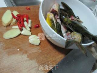 红烧汪丫鱼豆腐的做法步骤：3