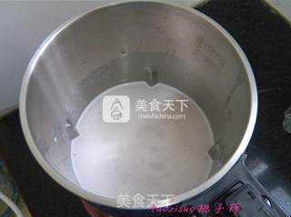 奶香红豆黑米糊的做法步骤：3