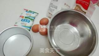 小西洋电饭锅戚风蛋糕的做法步骤：1