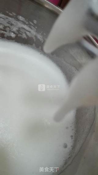 小西洋电饭锅戚风蛋糕的做法步骤：8