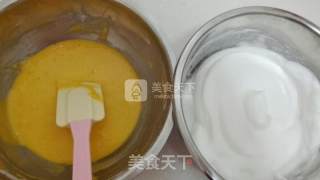 小西洋电饭锅戚风蛋糕的做法步骤：13