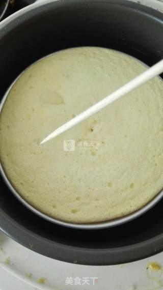小西洋电饭锅戚风蛋糕的做法步骤：18