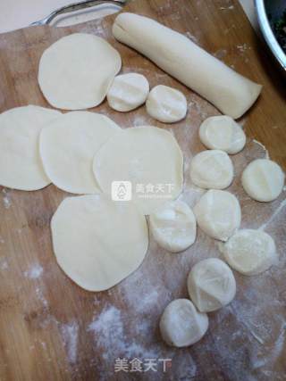 韭菜木耳酥饺的做法步骤：7