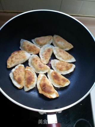 韭菜木耳酥饺的做法步骤：12